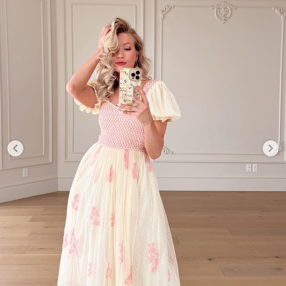 Elegant Pink and Cream Floral Dress